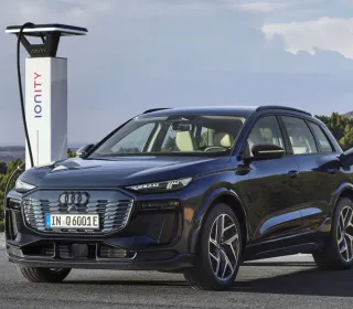 Prezentare generală Audi Q6 E-Tron 2025 – preț, putere, tehnologii