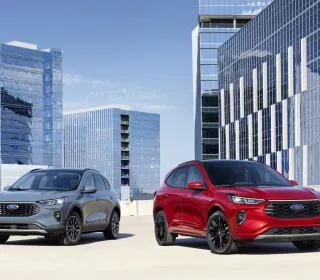 Specificații tehnice și fotografii Ford Escape 2023