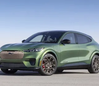 2024 Ford Mustang Mach-E GT a prezentat un nou pachet de performanță și culori