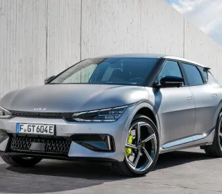 Kia EV6 2024 - noi echipări și creșterea autonomiei