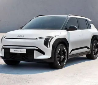 Kia EV3 2025 este un SUV mic cu un potențial mare și autonomie extinsă