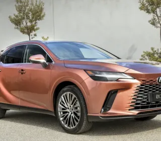Lexus RX 2023 actualizat crossover de lux cu Hybrid și PHEV