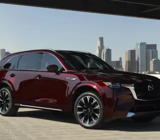 Noul crossover de la firma Mazda CX-90 2024