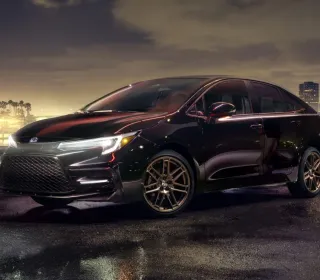 Toyota Corolla Hybrid 2024 design impresionant la un preț accesibil