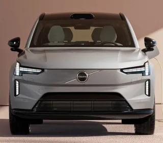 Volvo EX90 - сrossover electric premium intră în producție