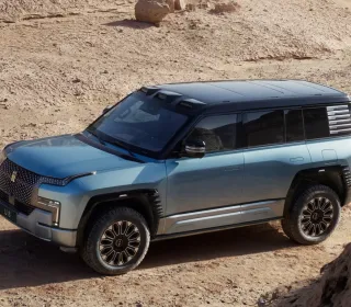 YangWang U8 — noul SUV electric 4×4 de la BYD, cu o putere de 1100 cai putere
