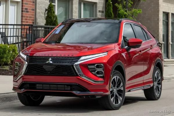 Mitsubishi Eclipse Cross 2024 – un SUV practic, dar nu vioi