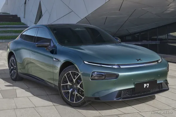 Revizuirea sedanului electric cu tracțiune integrală Xpeng P7 2023