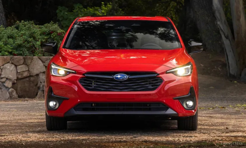 Subaru Impreza 2023 vedere din față