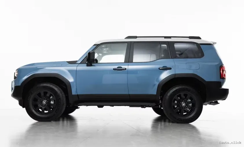 Toyota Land Cruiser 2024 vedere laterală