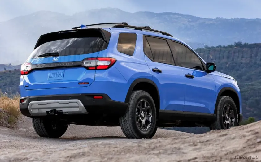 Honda Passport TrailSport 2025 bara spate