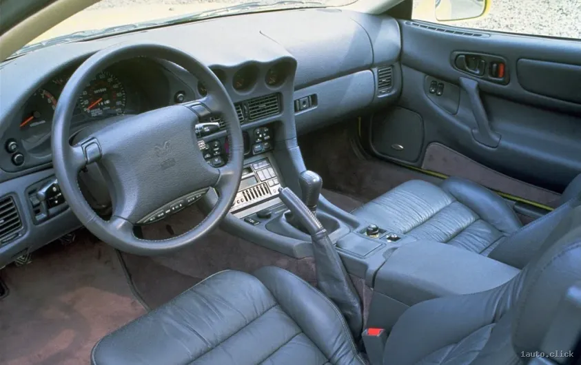 Coupe sport Dodge Stealth 1991–96 interior