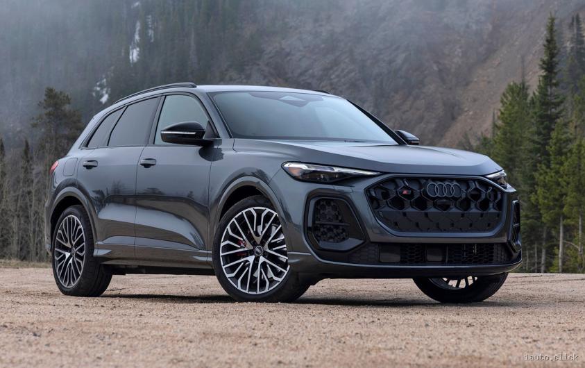 Audi SQ5 2025 actualizat