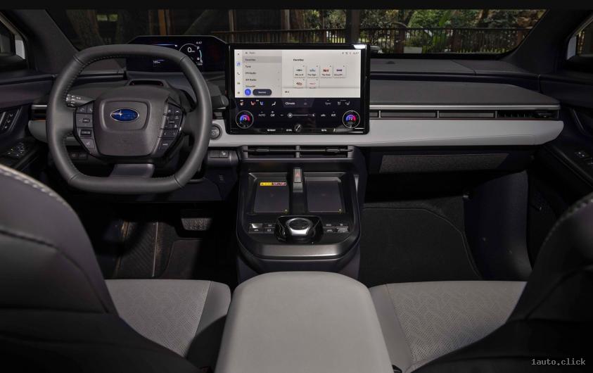 Interior Subaru Solterra 2026