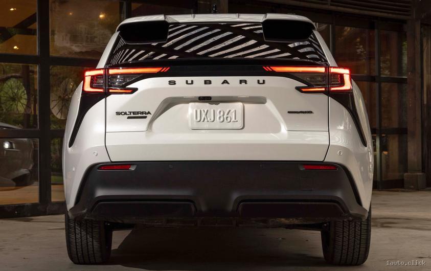 Optica spate Subaru Solterra 2026