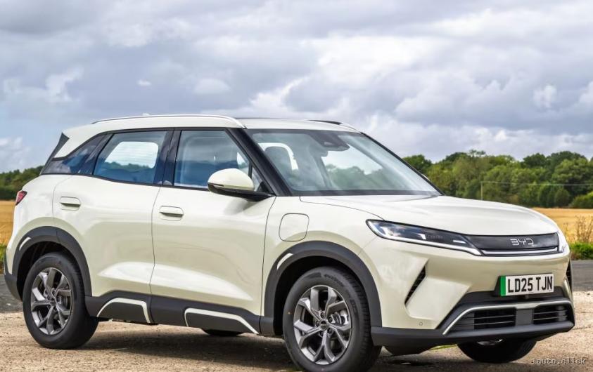 BYD Atto 2 atractiv crossover electric