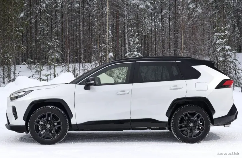 Toyota RAV4 Hybrid 2023 vedere laterală