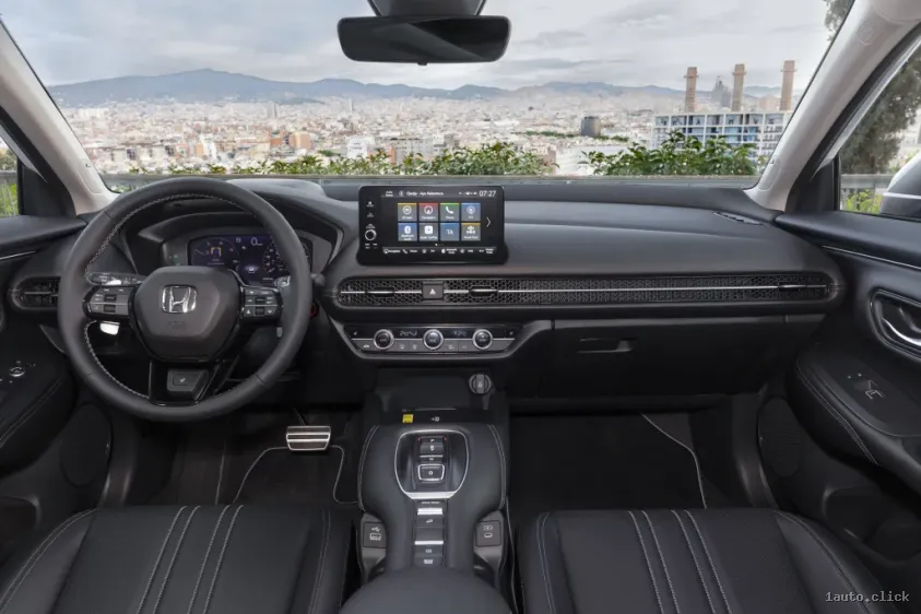 Interiorul Honda ZR-V 2024