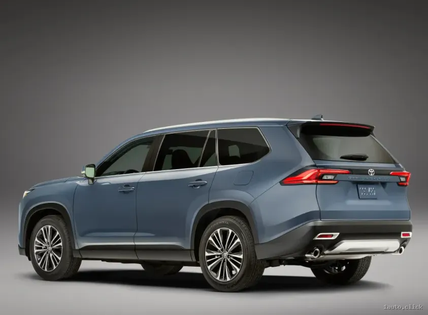 Toyota Grand Highlander 2024 vedere din spate