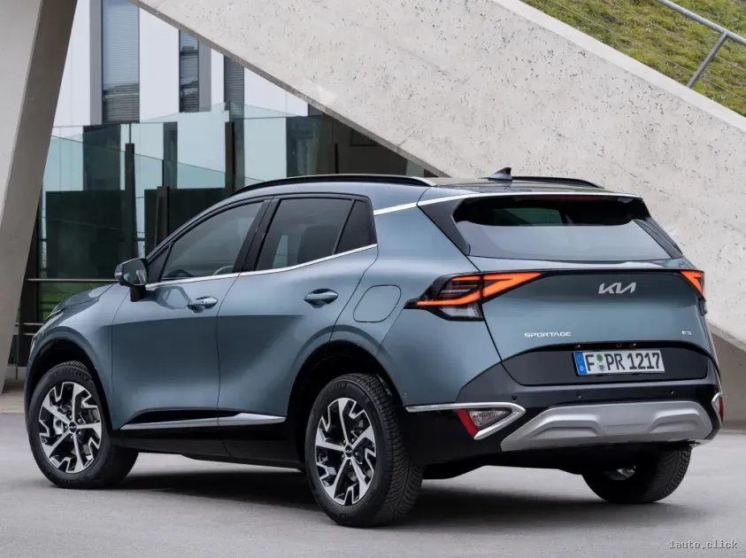 Kia Sportage Hybrid 2023 vedere laterală
