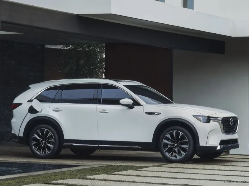 Mazda CX-90 2024 PHeV vedere laterală