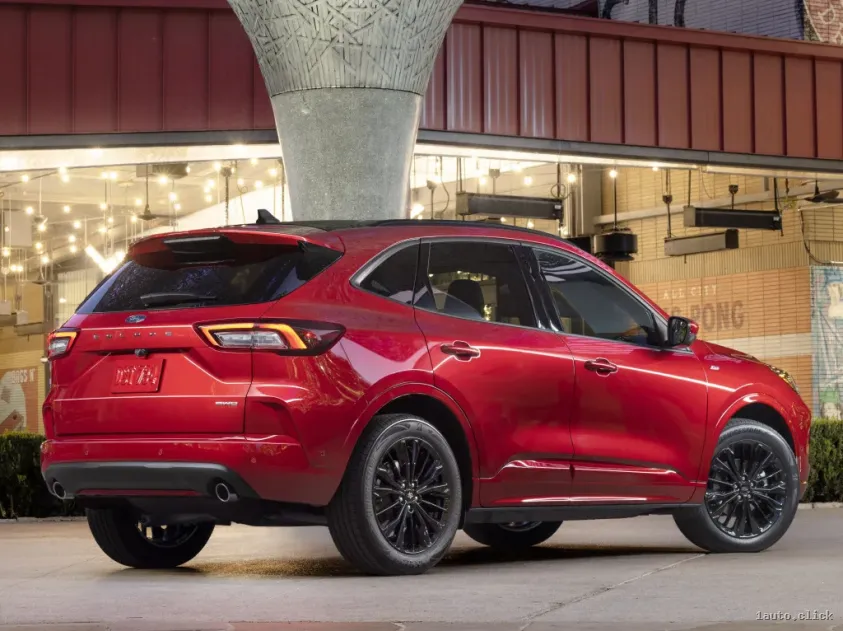 Ford Escape ST- Line 2023 vedere din spate