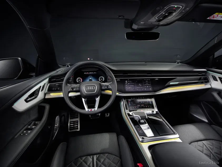 Interiorul Audi Q8 S line 2023
