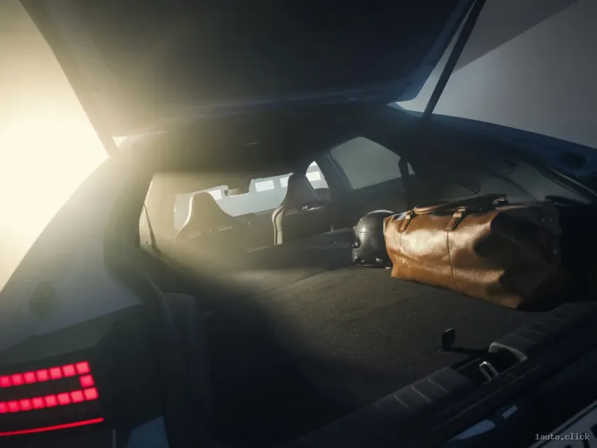 Spațiul de bagaje al Hyundai Ioniq 5 N 2024