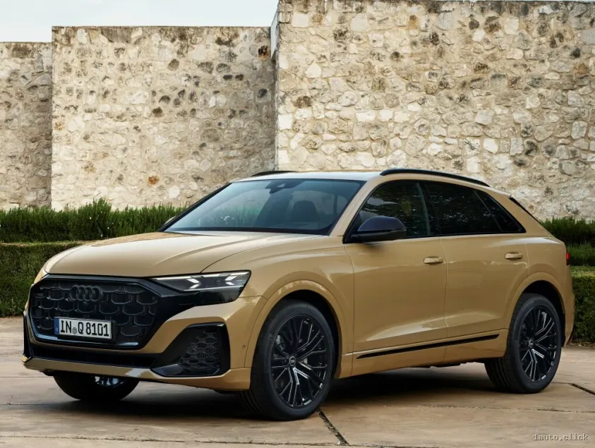 Audi Q8 S line 2023 versiunea globală